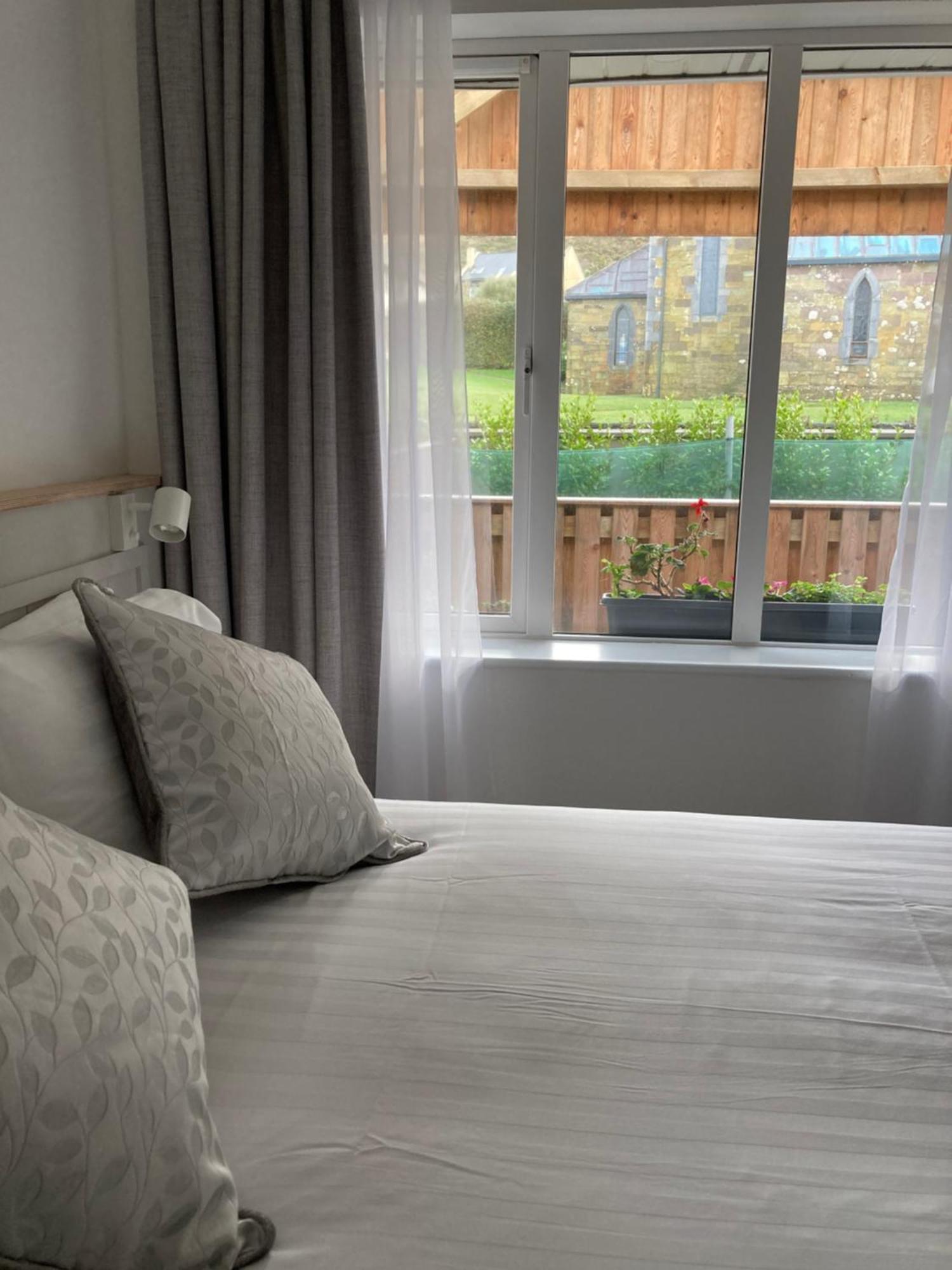 Cille Apartments, Ballyferriter Village エクステリア 写真